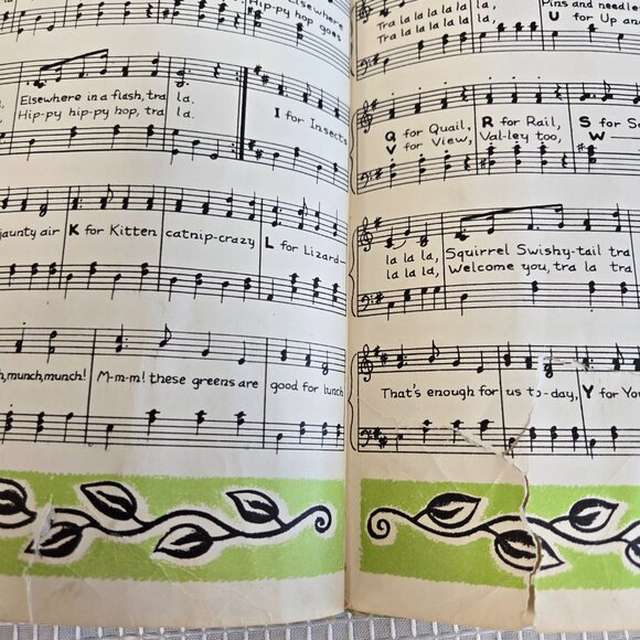 Extremely Rare Vintage First Edition The ABC Bunny Hardcover Book - Picture 4 of 9